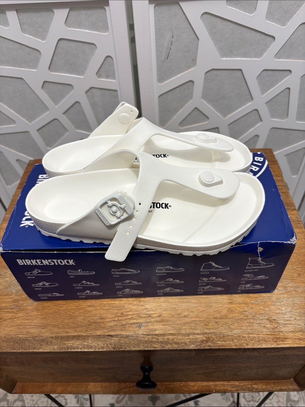 Birkenstock white Gizeh EVA Size 6